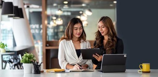 Shutterstock 2150253841